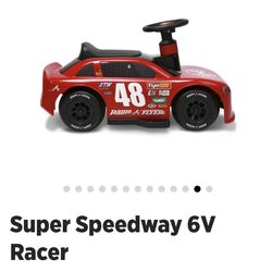 $40  NEW (OBO) RADIO FLYER SUPER SPEEDWAY 6V RACER ( NEW)