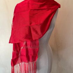 Rebozos Rojos / Red Shawls
