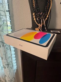 Apple iPad  (11 gen)