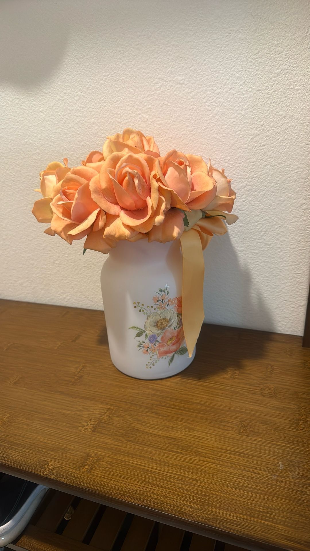 Beautiful Leather Flower With Vase!