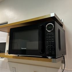 Microwave In Excellent Condition