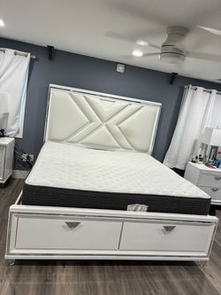 Queen Bed for Sale – Furniture of America Emmeline