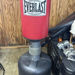 Used Everlast Powercore Freestanding Heavy Bag With Empty Base
