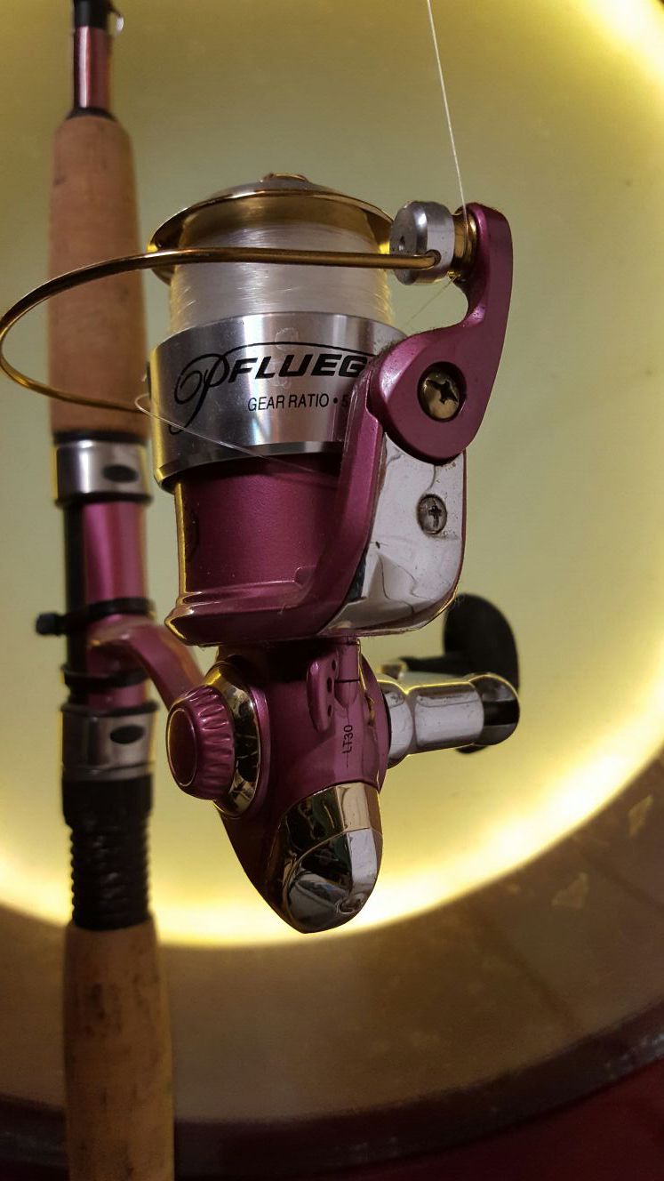 Pflueger ladies Presidential spinning reel and rod combo for Sale
