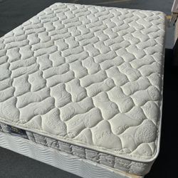 Queen Mattress With Box Spring 