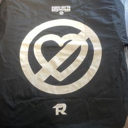 Fuerza Regidas Pero No Te Enamores Tour merch sizes XL