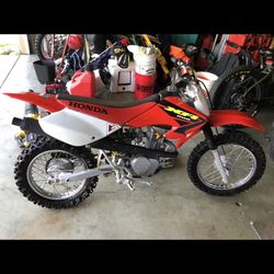 Honda dirtbike XR80r 