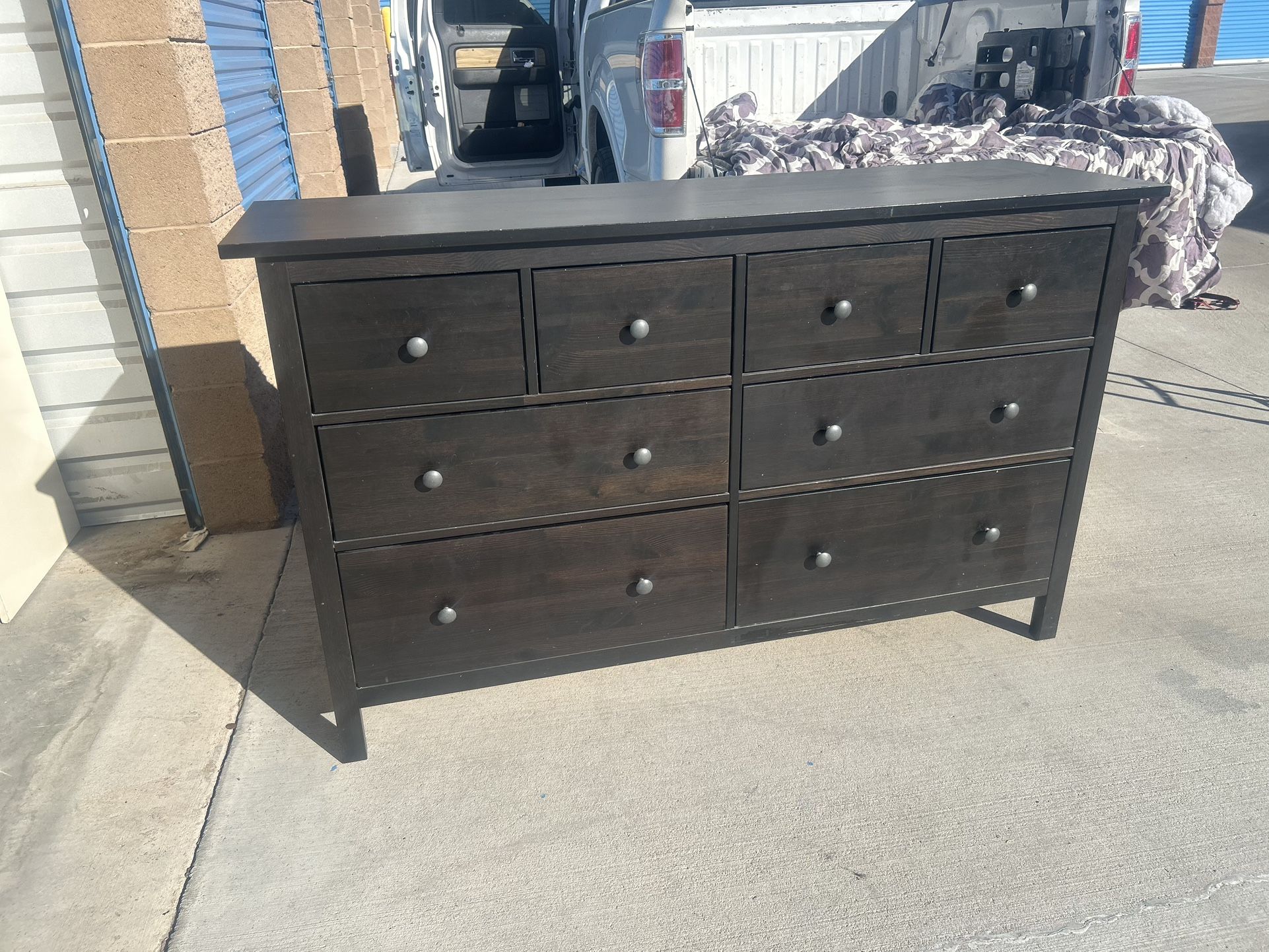 8 DRAWER SOLID WOOD DRESSER