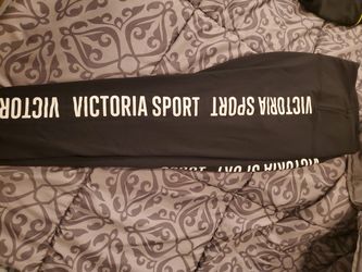 New Vs sport leggings 40$
