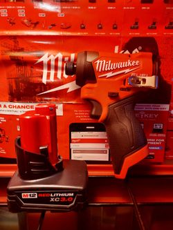 FREE XC4.0 BATTERY +CHARGER MILWAUKEE M12 FUEL IMPACT DRIVER