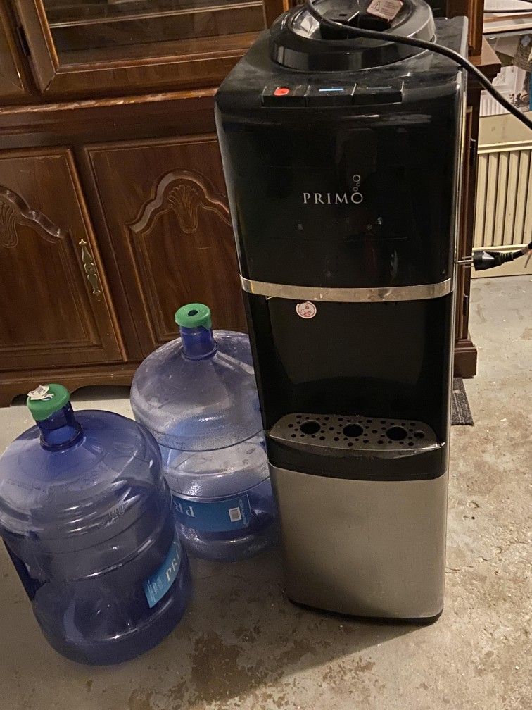 Water Fountain And 2bottle $100