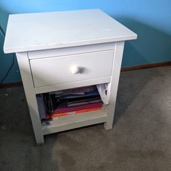 White Night Stand / Side Table / End Table