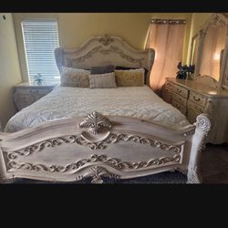 King Size Bedroom Set $650