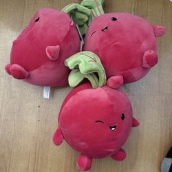 Beet plushie set of 3