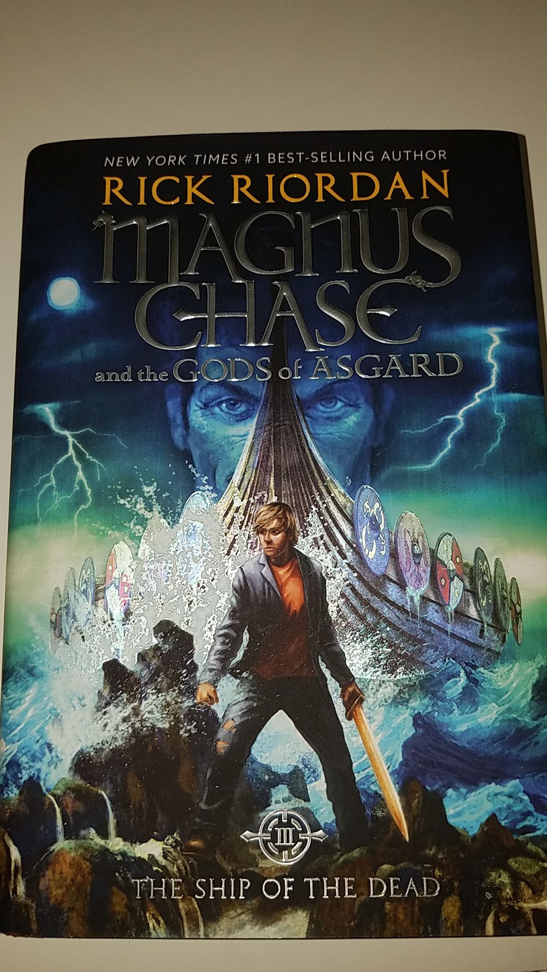 Magnus Chase and the Gods of Asgard Book 3: The Ship of the Dead
