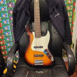 Fender Squire J-Bass 5 String