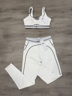 Alo Yoga Set White