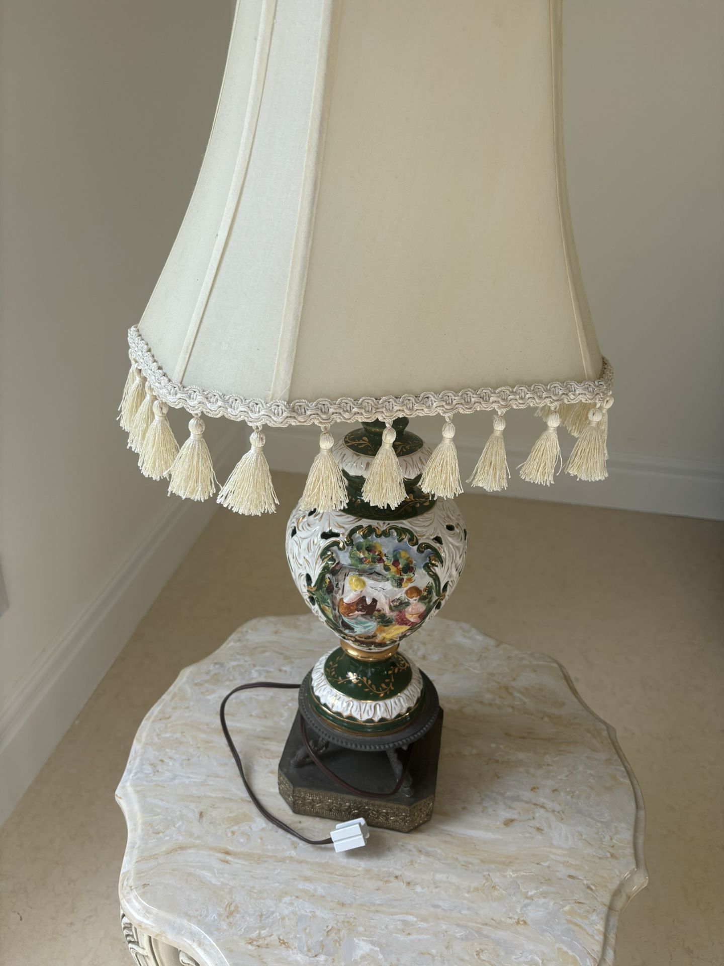RARE Antique Vintage Italian Capodimonte-Style Porcelain Table Lamp 29.5” x 12.5”