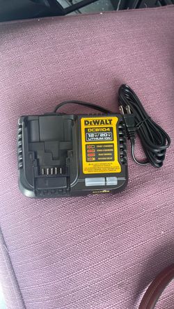 DeWalt DCB1104 12V/20V Lithium Ion Battery Charger