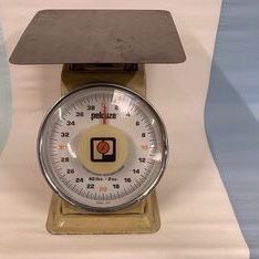 Vintage Pelouze Model 840 Tabletop Scale Temperature Compensated 0-40lbs Scale