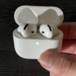 AirPods Gen 4 - white 