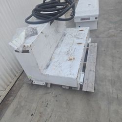 Fuel Cell With Tool Box