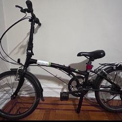 Dahon Dream D6 folding bike 300 pound weight limit.