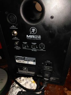 1 Mackie Mk5-MK3,1sterling MX5, studio speakers