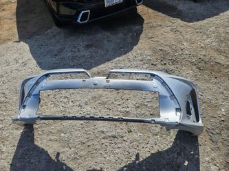 2017-2018 Toyota Corolla SE XSE Front Bumper Cover