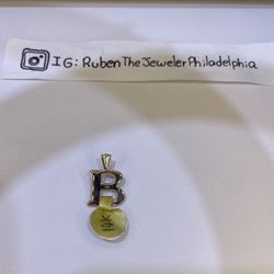 14kt “B”Charm 