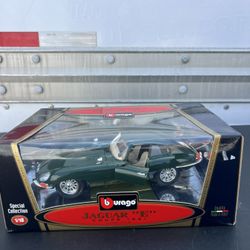 1:18 1949 Cadillac Coupe DeVille Convertible Road Legends Diecast w/ Box
