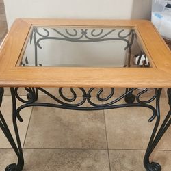 Beautiful Vintage End Tables