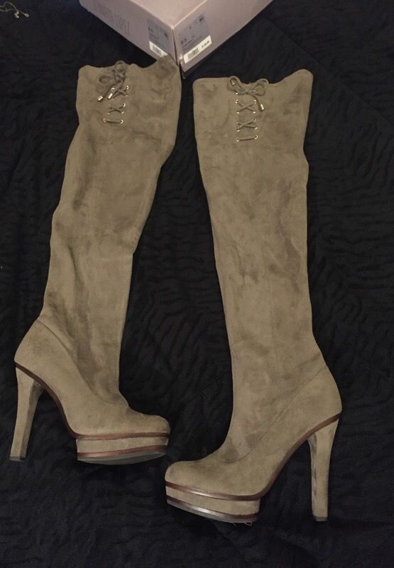 Jennifer Lopez boots sz $50