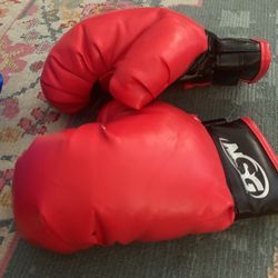 Boxing Gloves For $7 Toddler/ Kids 