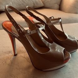 WOMEN’S TAN HIGH HEEL SHOES 5” HEELS SIZE 7.5