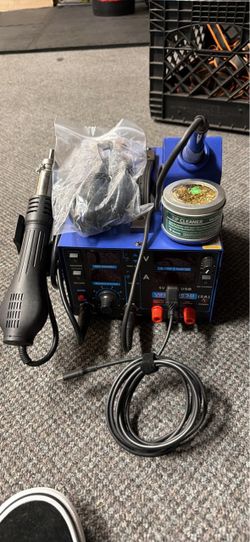 Soldering iron station