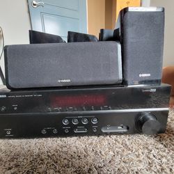 Yamaha RX-V383 AV 5.1 Receiver & Speakers