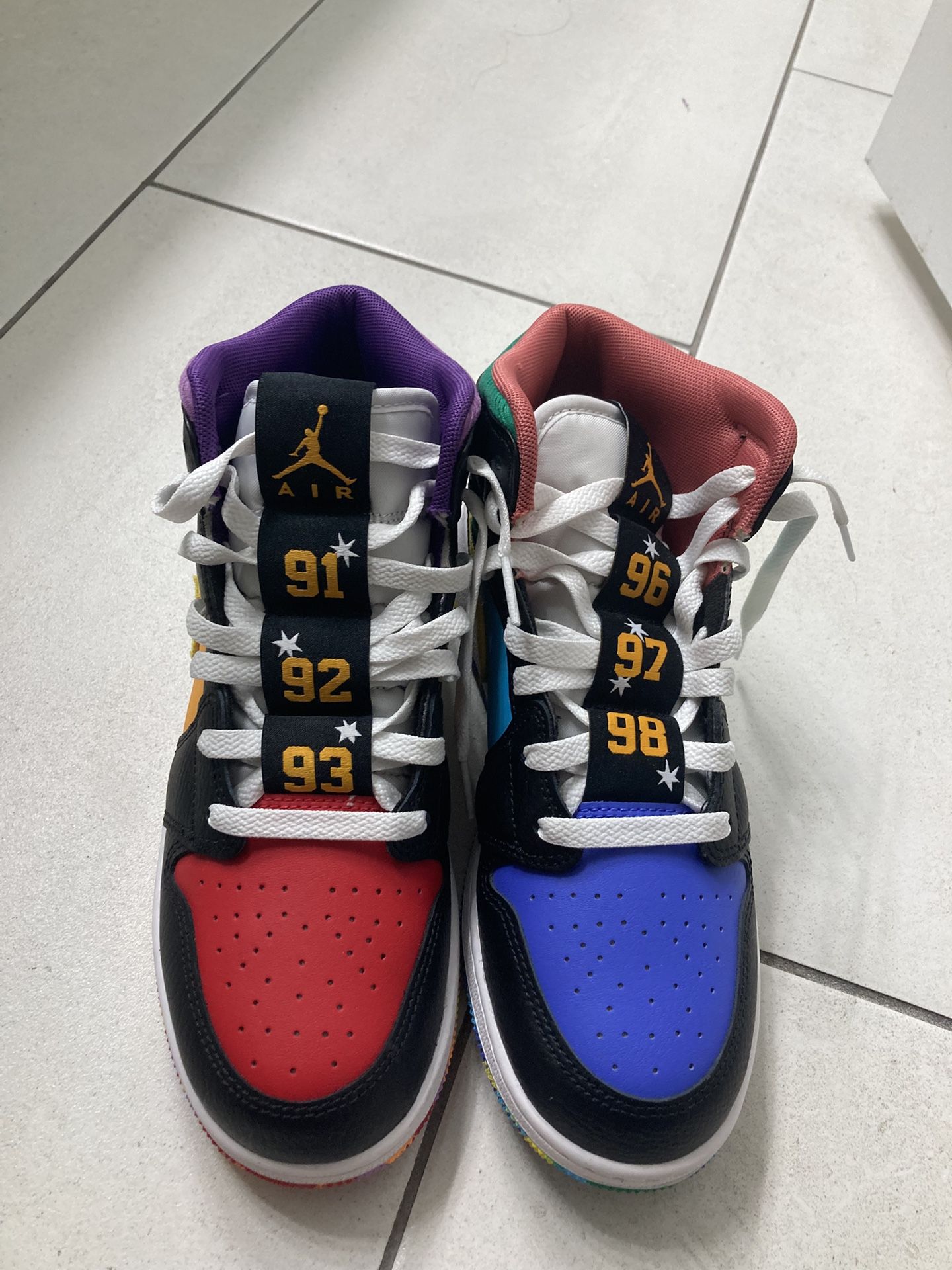 Jordan 1 Mid SS Champions Size 7 