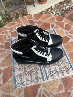 Gravity Defyer Vintage High-Top Pain Relief Sneakers - Black Suede / White