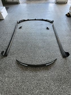 Tesla Model Y full carbon kit.