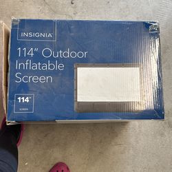 Inflatable screen