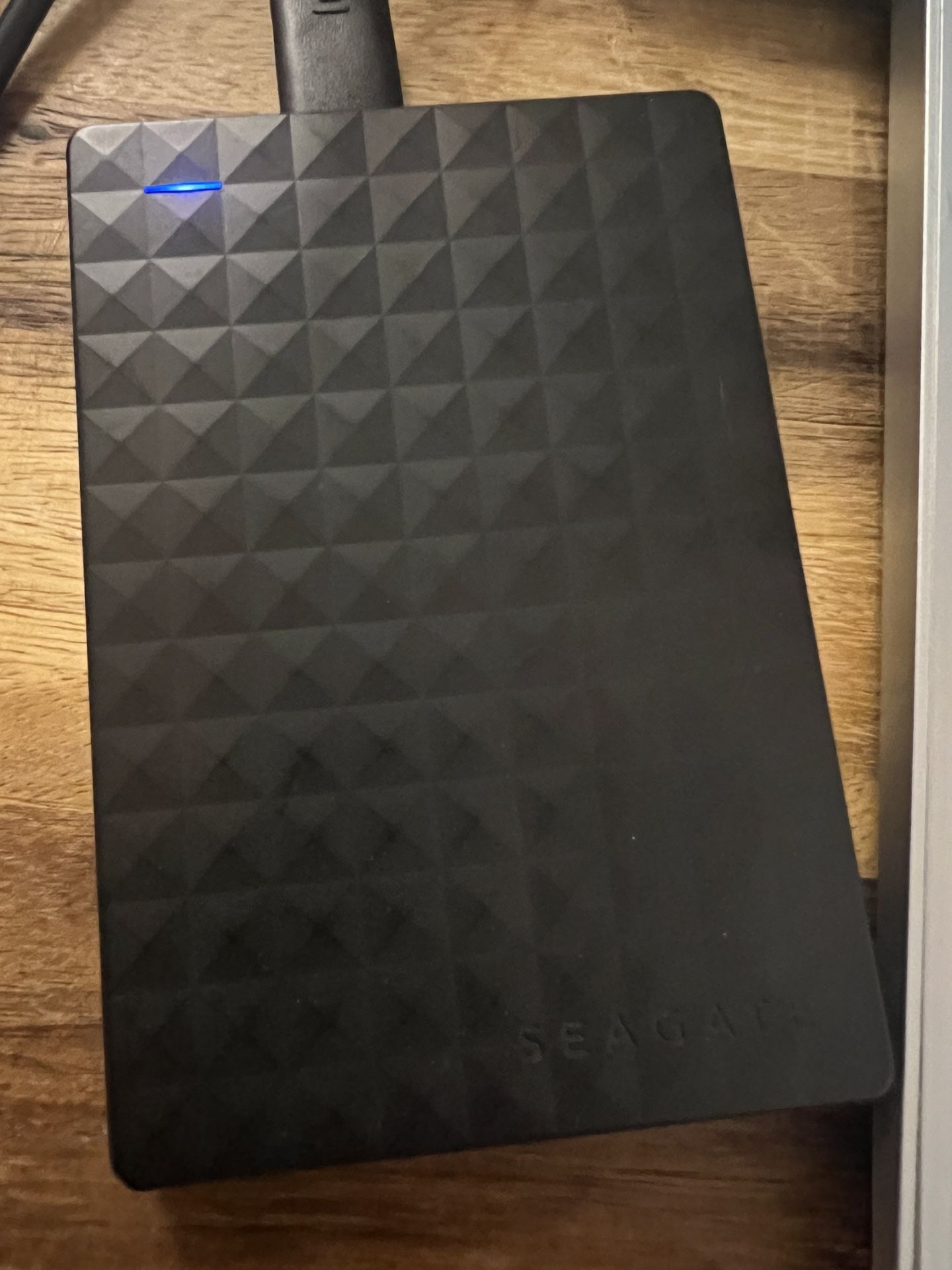 Seagate Expansion External Hard Drive 1TB 3.0 Compatible With PC, Xbox One, PS4, and Mac OS