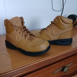 Nike Manoa Leather Boots 7Y