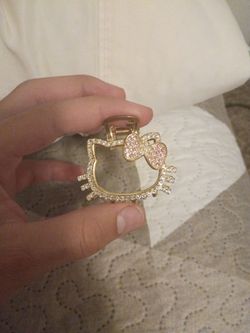 Hello kitty hair clip
