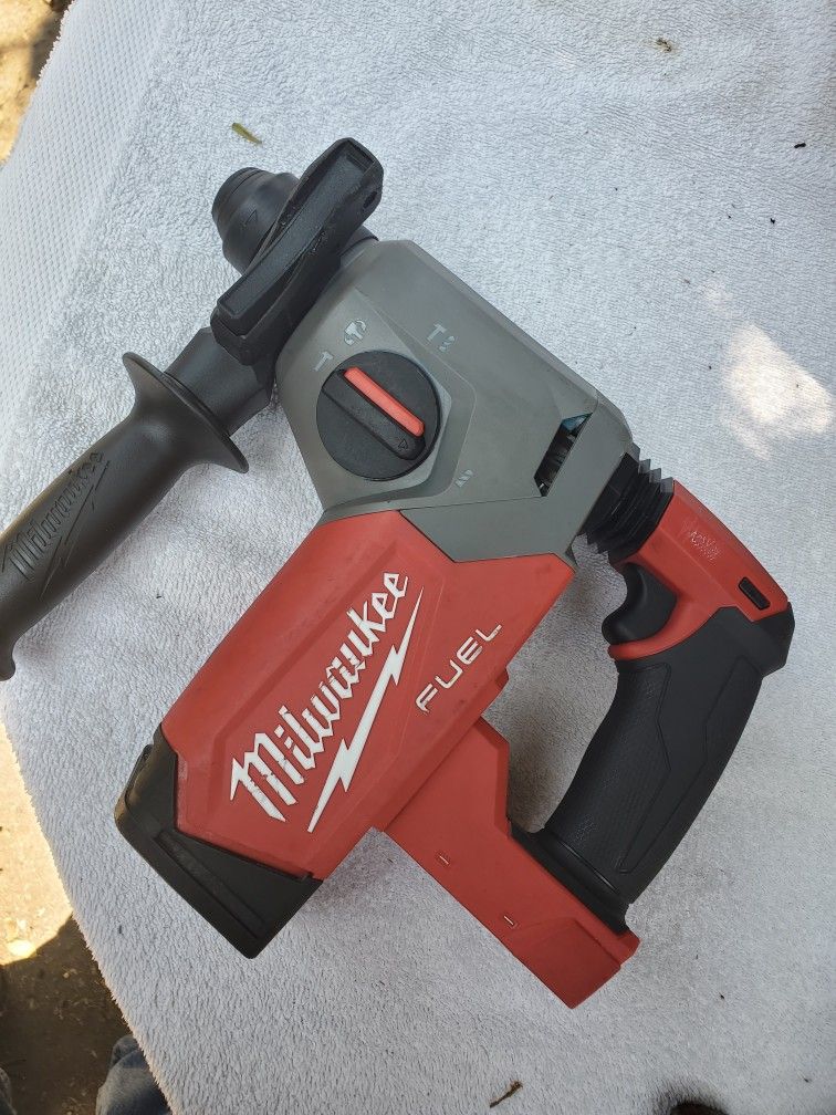 Milwaukee 2912-20 M18 FUEL 18V 1" SDS Plus Brushless Rotary Hammer - Bare Tool