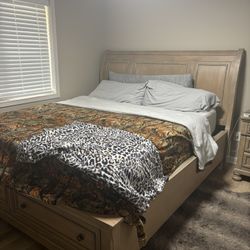 Cal King Bed Set With Mattress 
