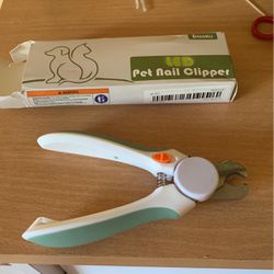 Pet Mail Clipper With Light