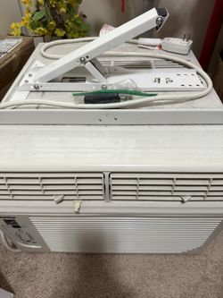 Danby DAC120EB3GDB 12,000 BTU Window Air Conditioner (Used, Good Condition) - $180 (Negotiable) - Priced to Sell!