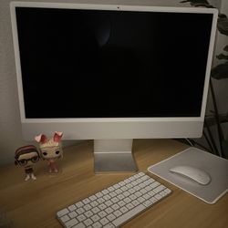 Apple desktop 24"
