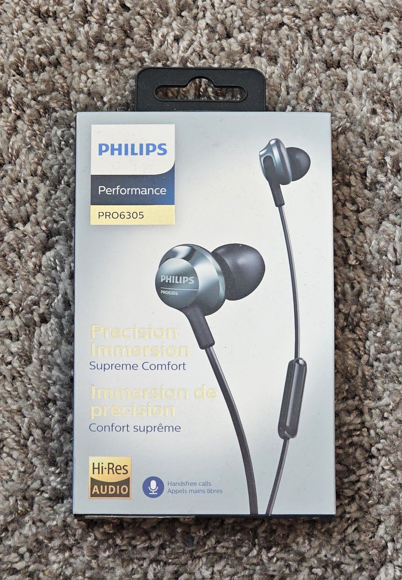 Wired Earbuds with Mic